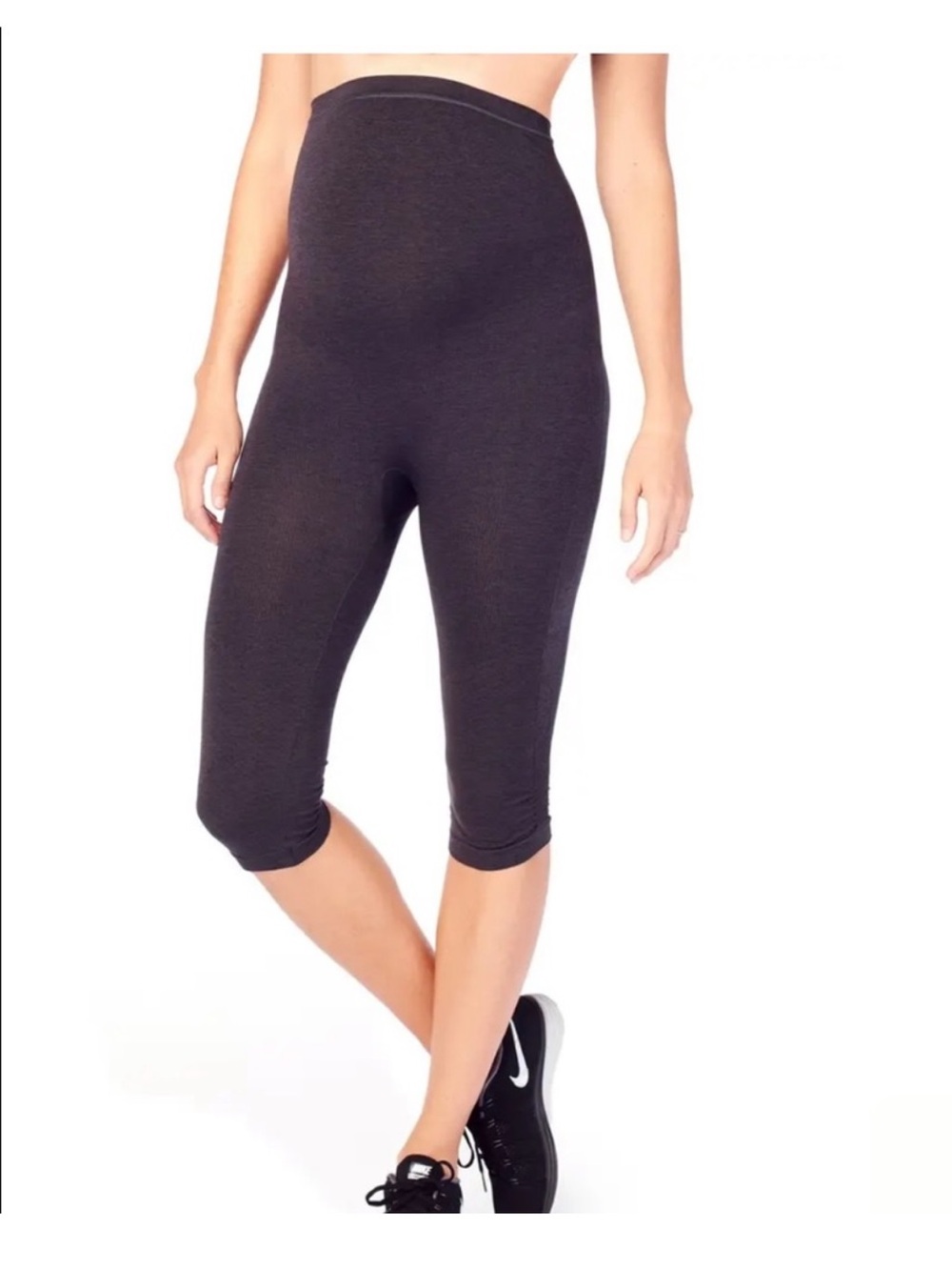 Ingrid & Isabel Maternity Seamless Active Knee Pant High-Waist Leggings Gray NEW